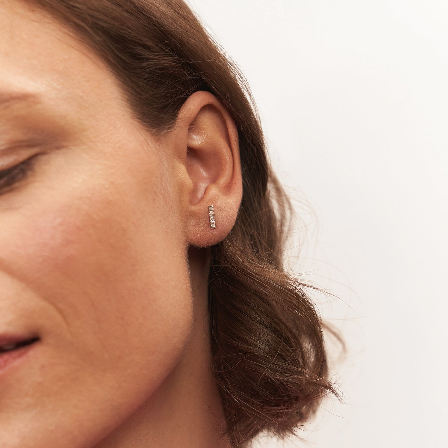 White Sapphire Pavé Bar Stud Earrings | 14k Gold