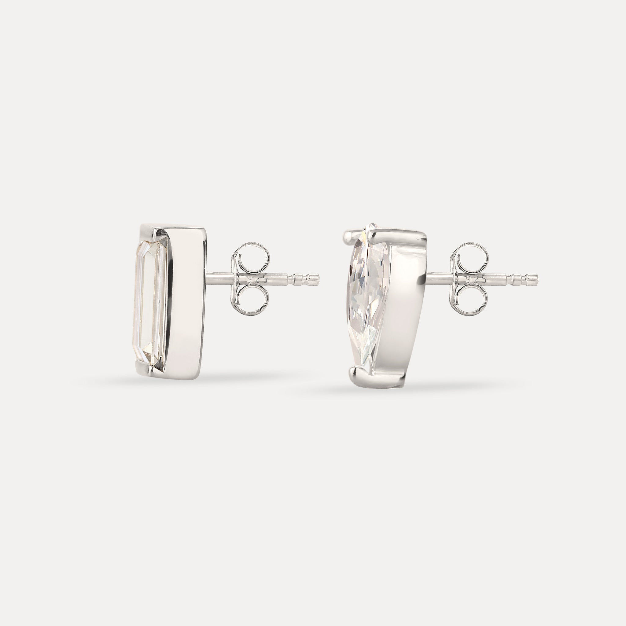 White Beryll Balance Stud Earrings
