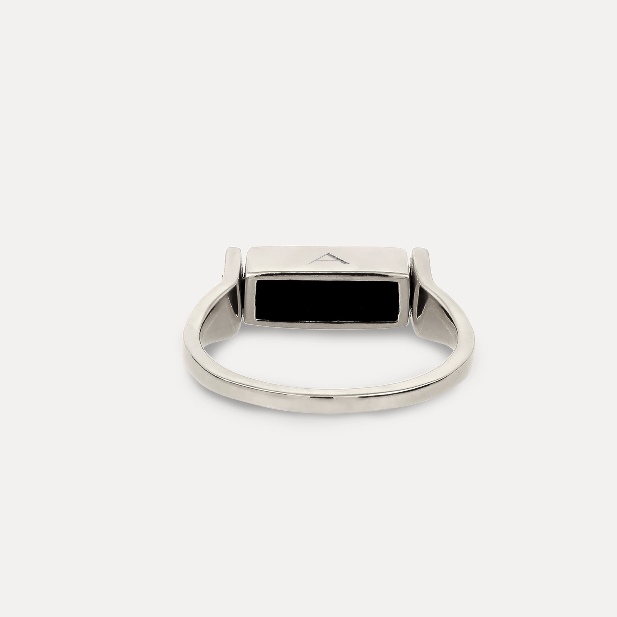 Sapphire Engravable Brick Flip Ring
