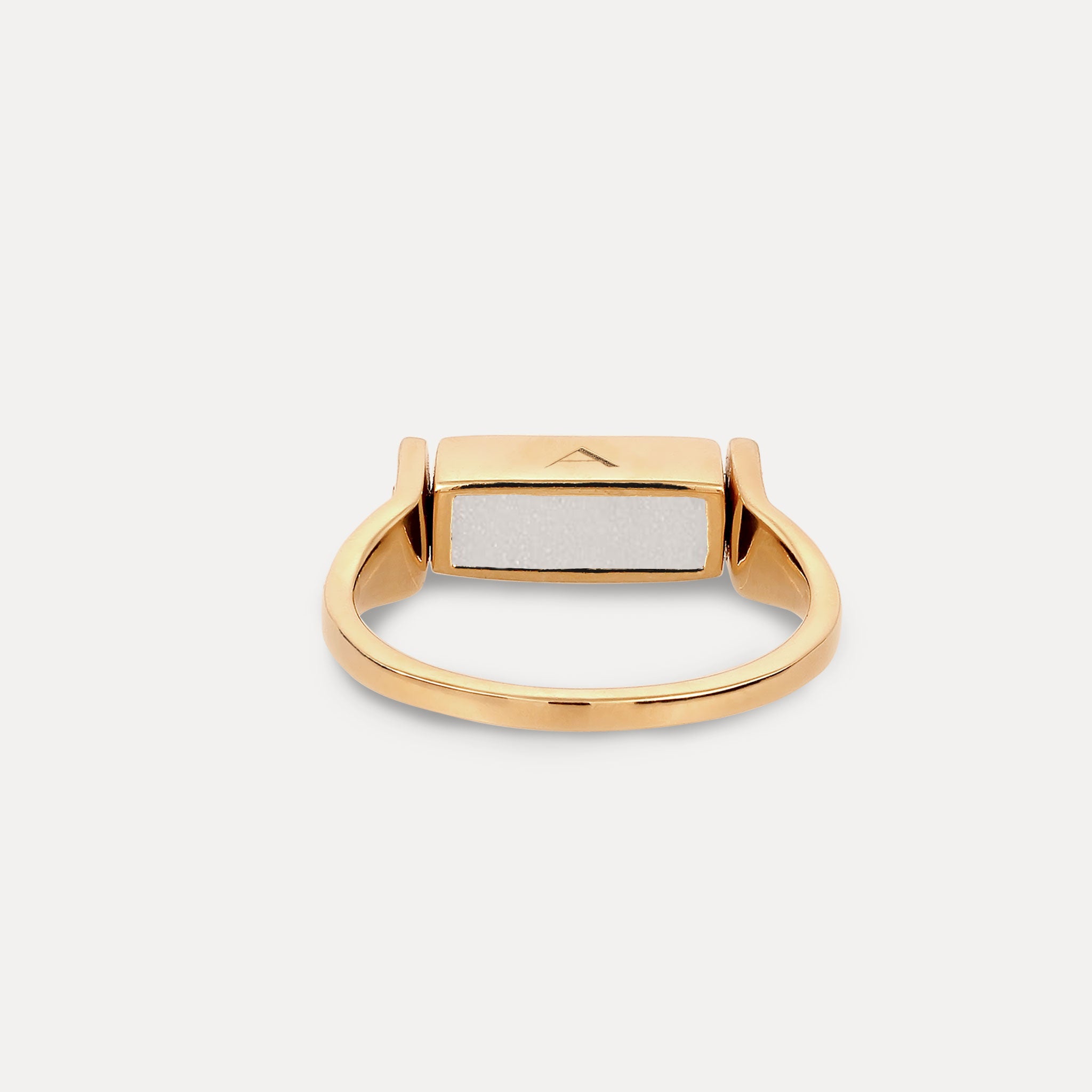Sapphire Engravable Brick Flip Ring