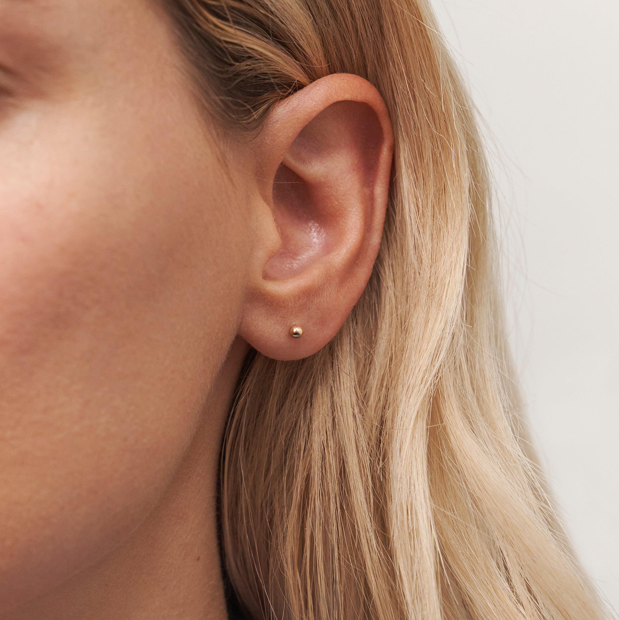 Dot Stud Earrings | 14k Gold