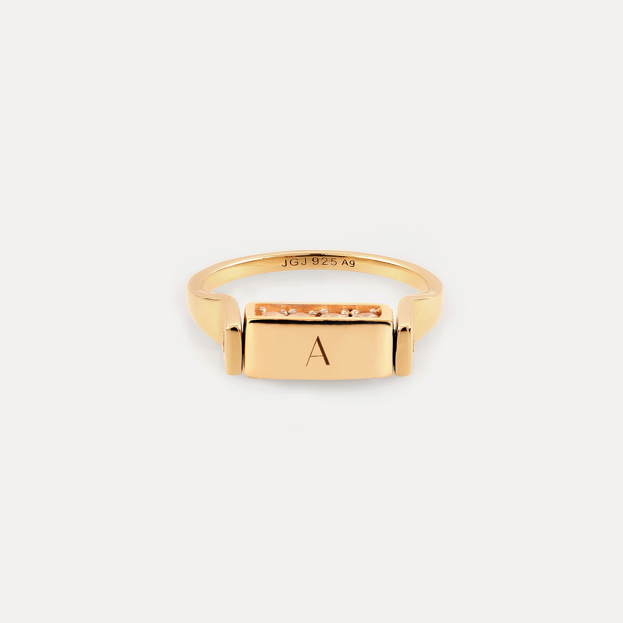 Sapphire Engravable Brick Flip Ring