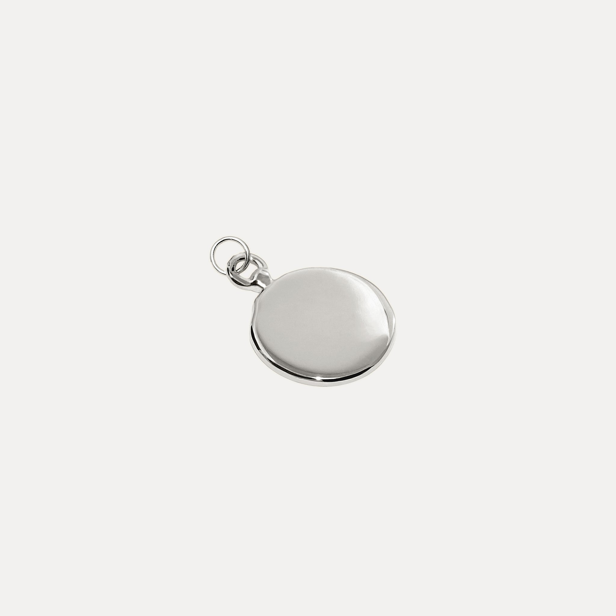 Engravable Fluid Medallion Pendant - Glossy