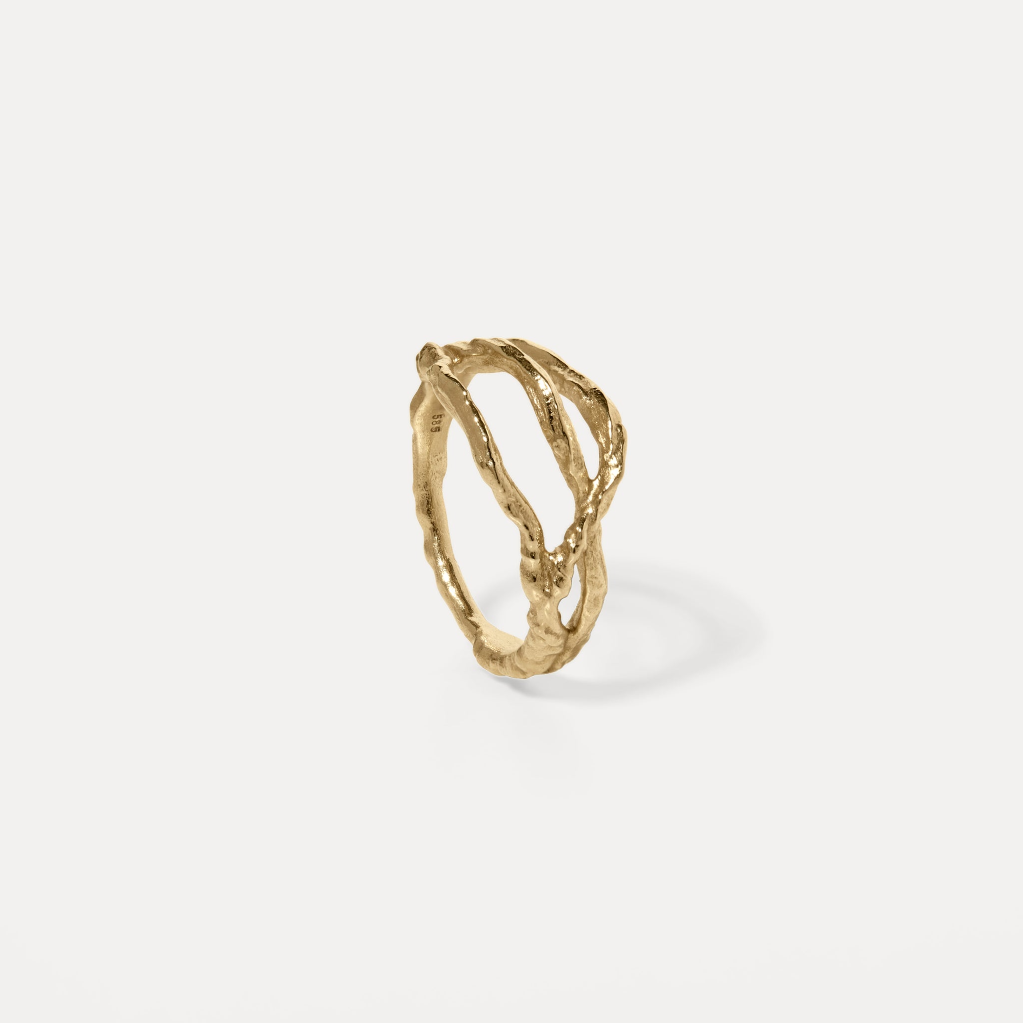 Mater Embrace Ring | 14k Gold