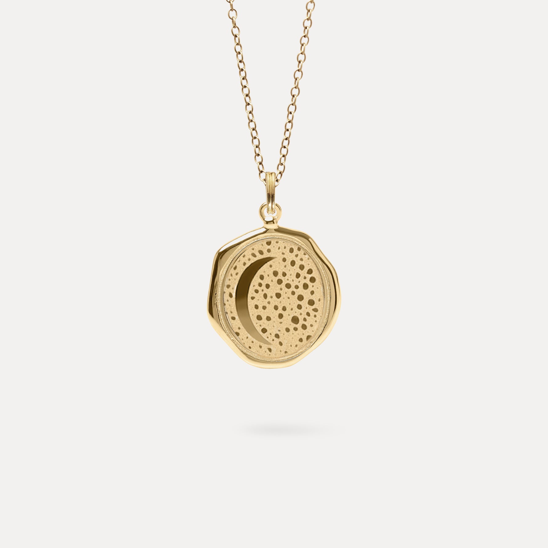 Moon Large Seal Necklace | 14k Gold