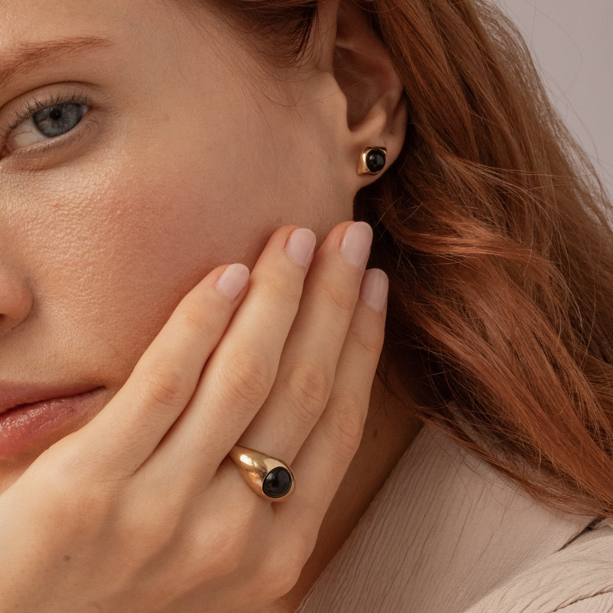 Onyx Eden Pea Stud Earrings