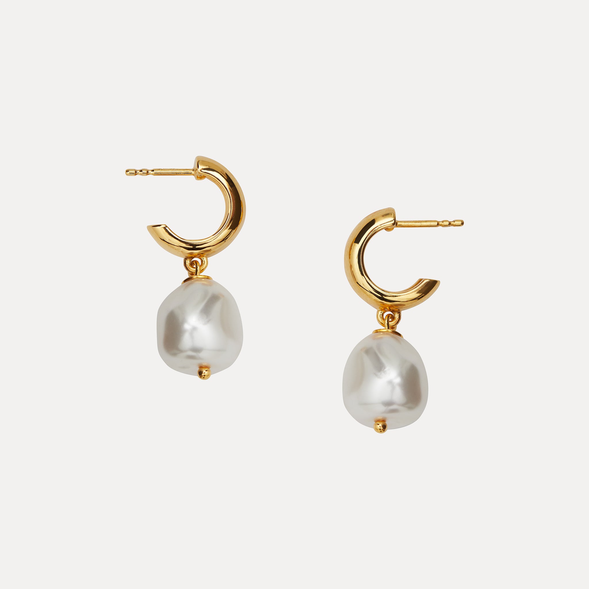 Pearl Bold Hoop Earrings