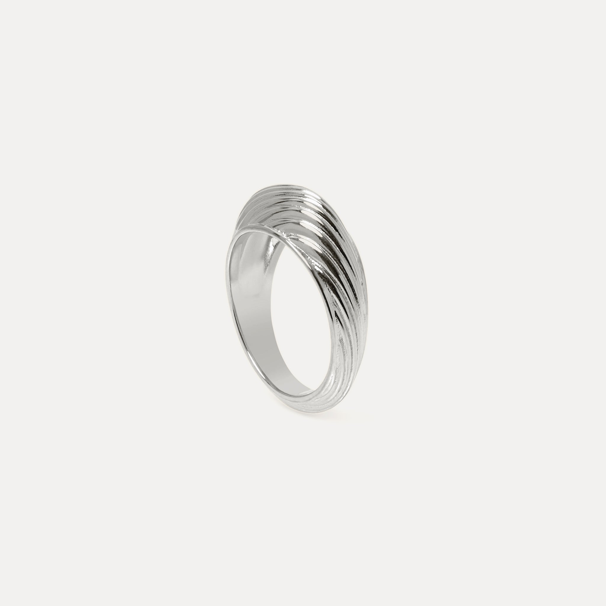 Ribbed Bombé Ring