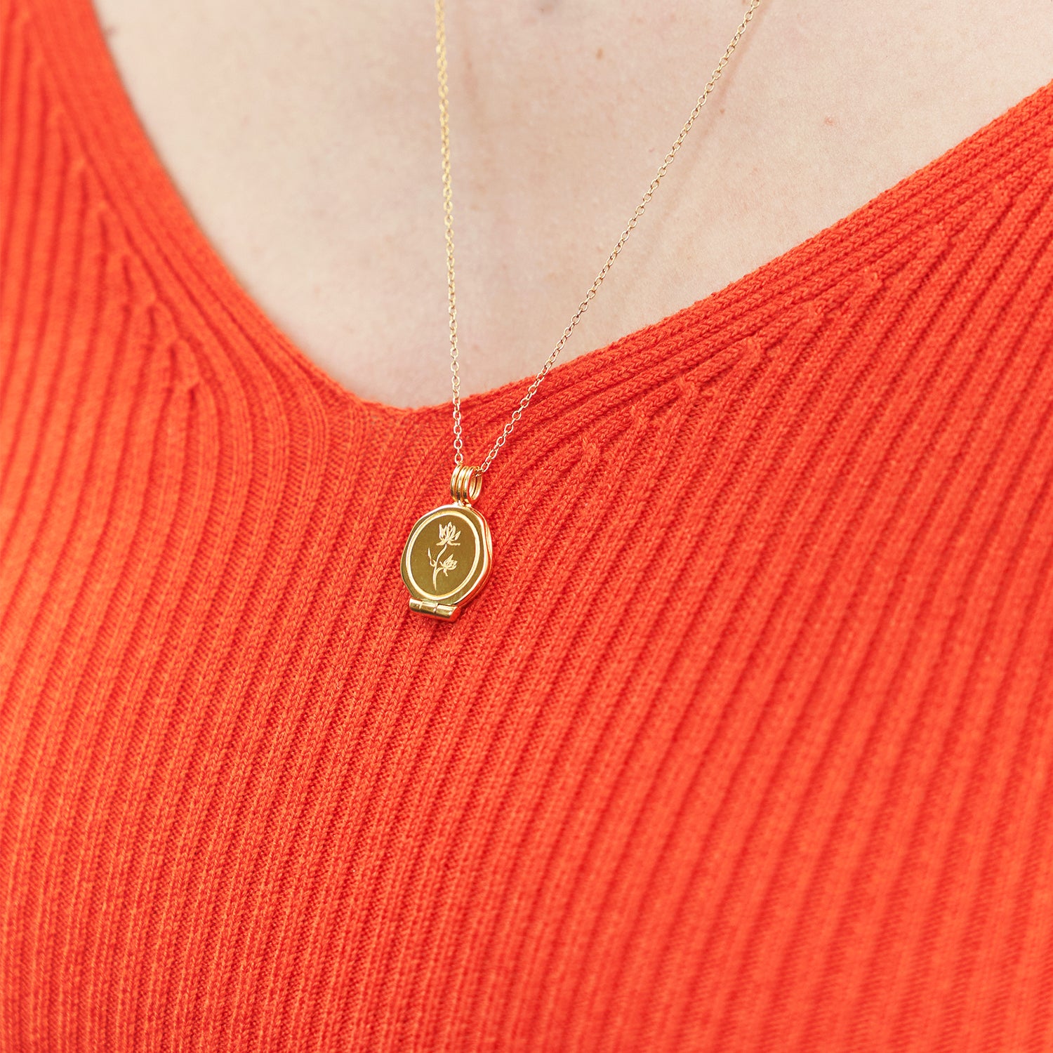 Floral Seal Locket Necklace