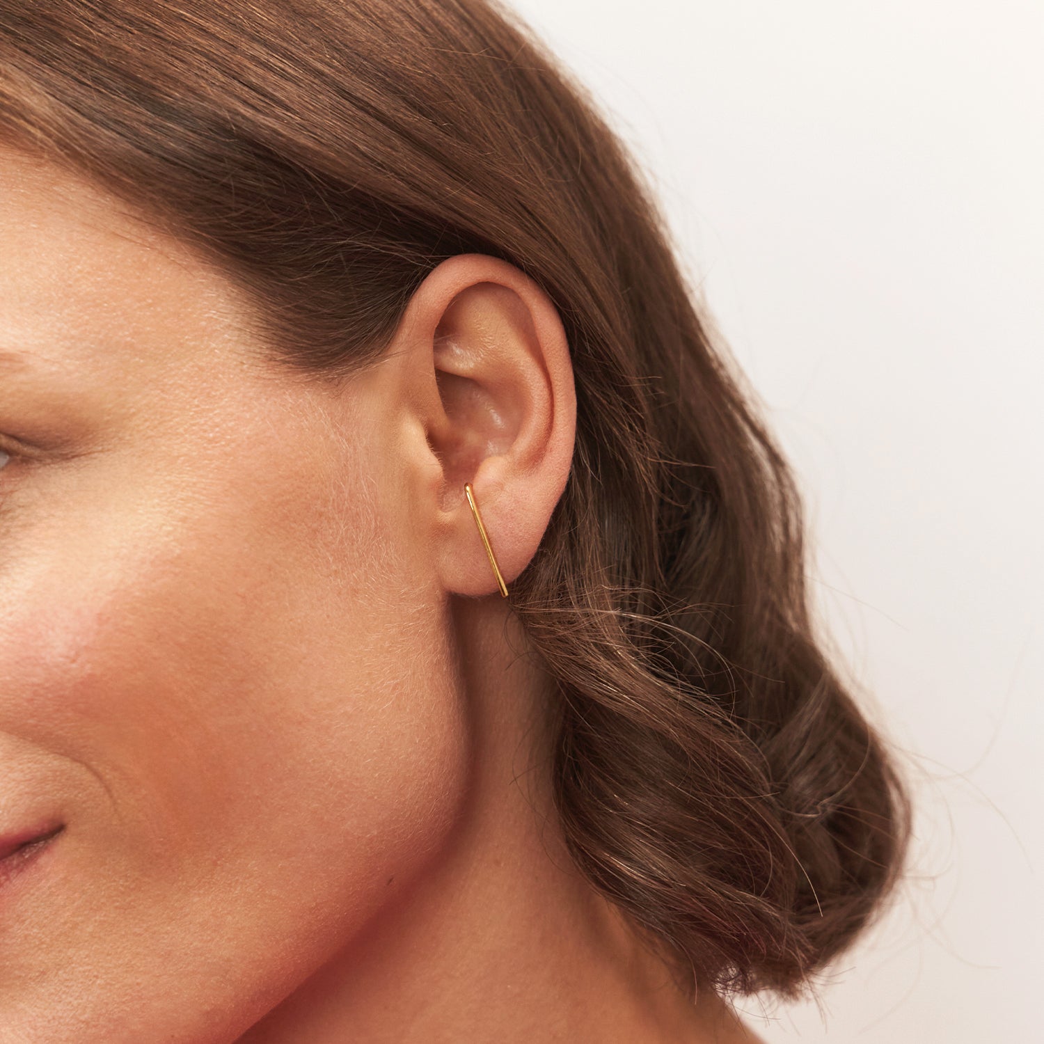 Bar Staple Stud Earrings