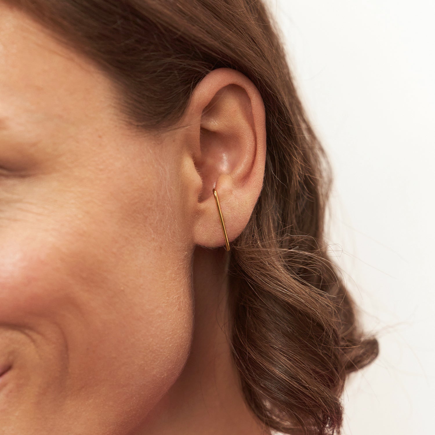 Bar Staple Stud Earrings