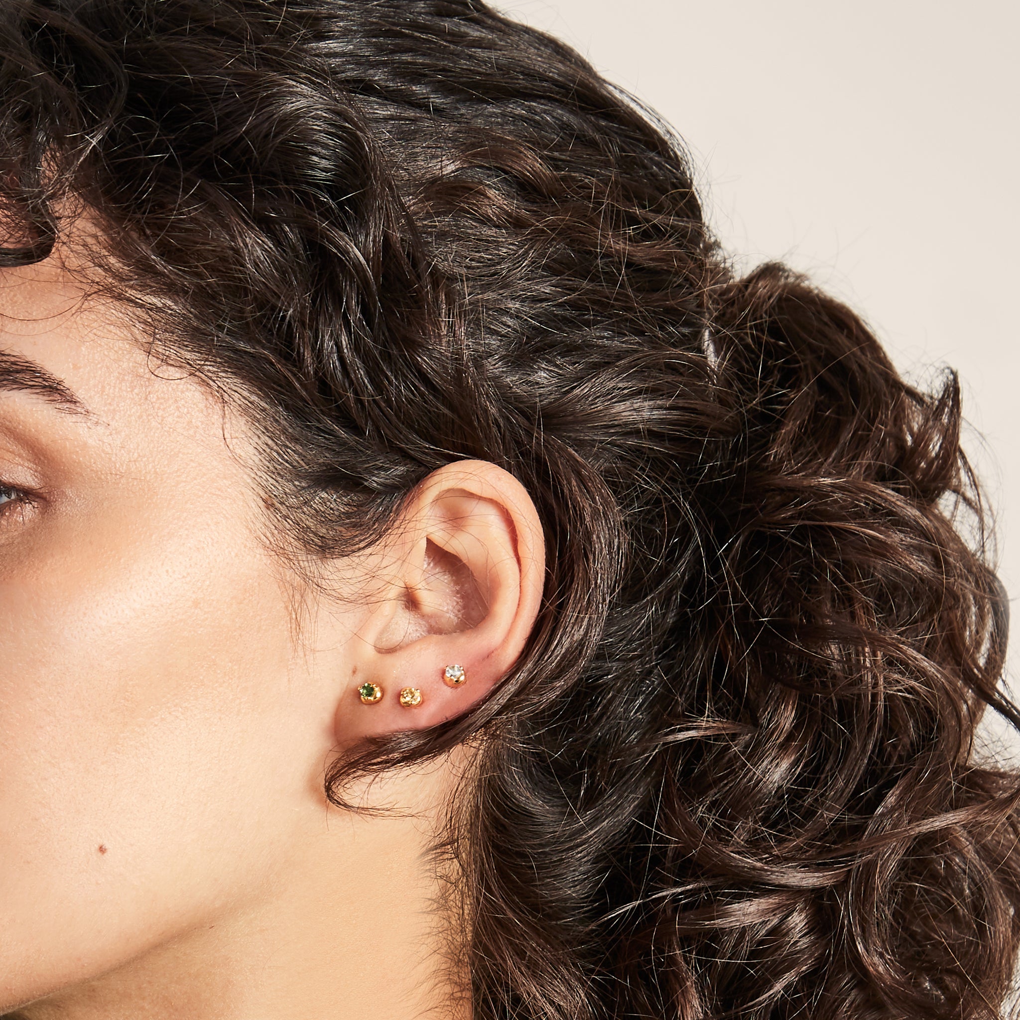 White Sapphire Stone Fluid Stud Earrings