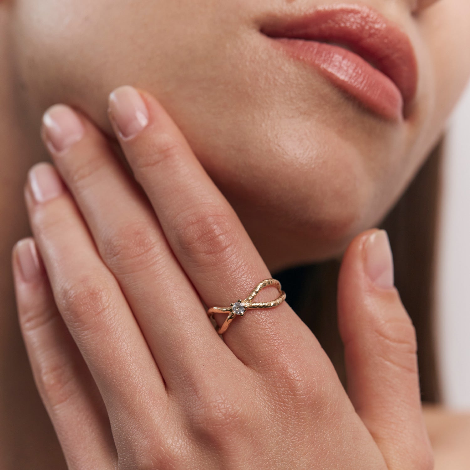 Diamond Textured Engagement Ring | 14k Gold