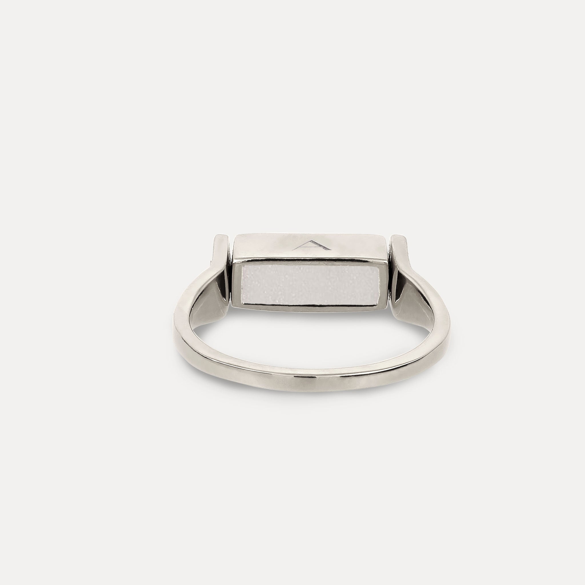 Sapphire Engravable Brick Flip Ring
