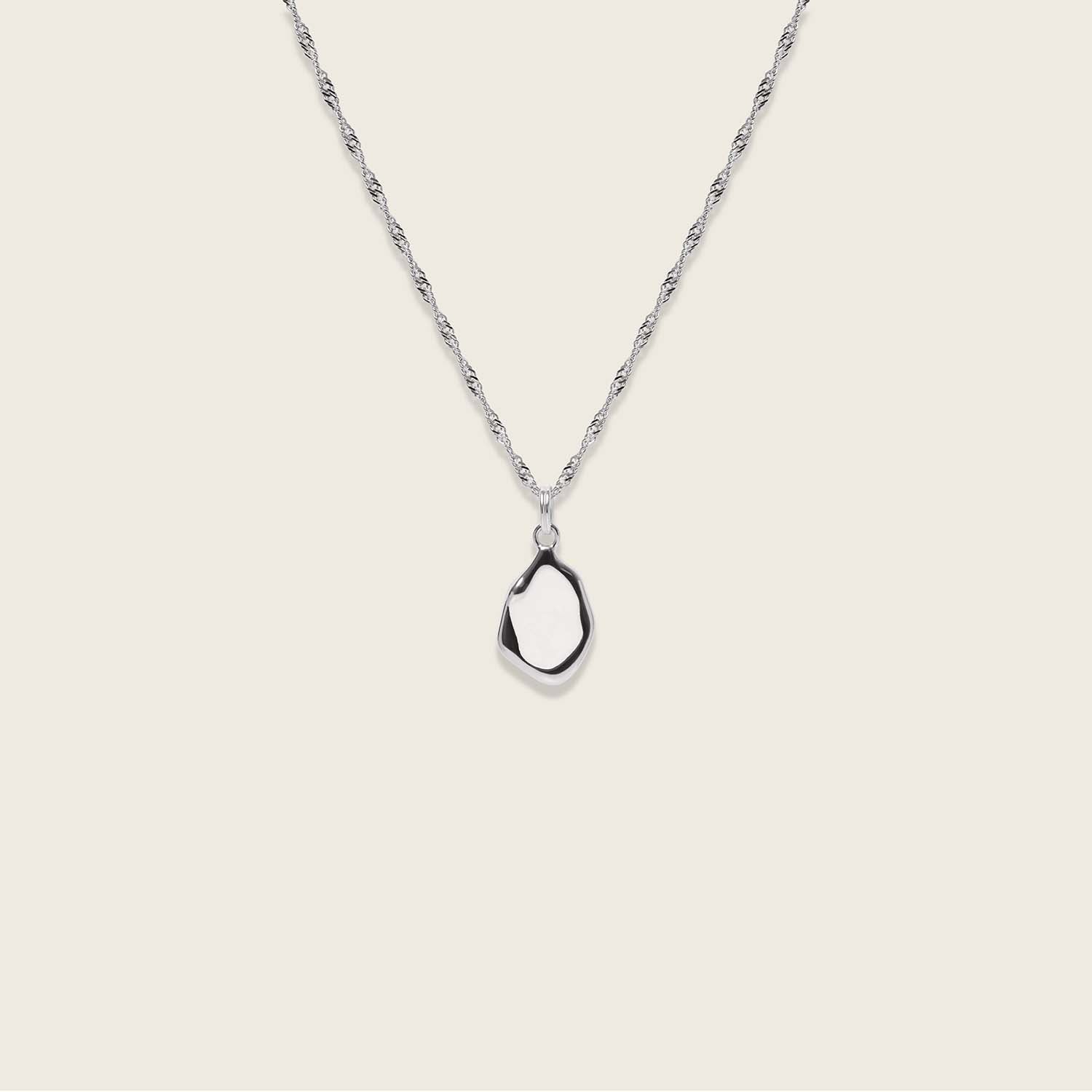 Oyster Necklace Pearl White