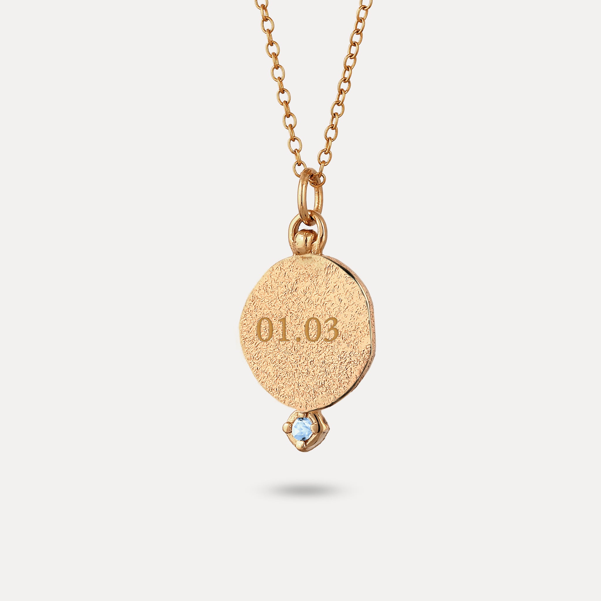 Aquamarin Engravable Fluid Medaillon Pendant - Antique | 14k Solid Gold