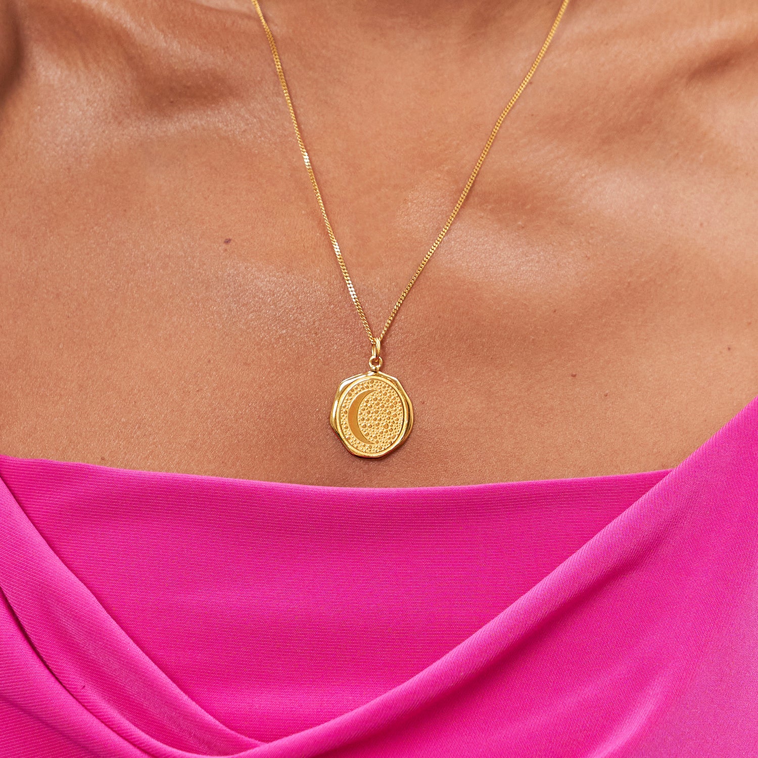 Moon Large Seal Necklace