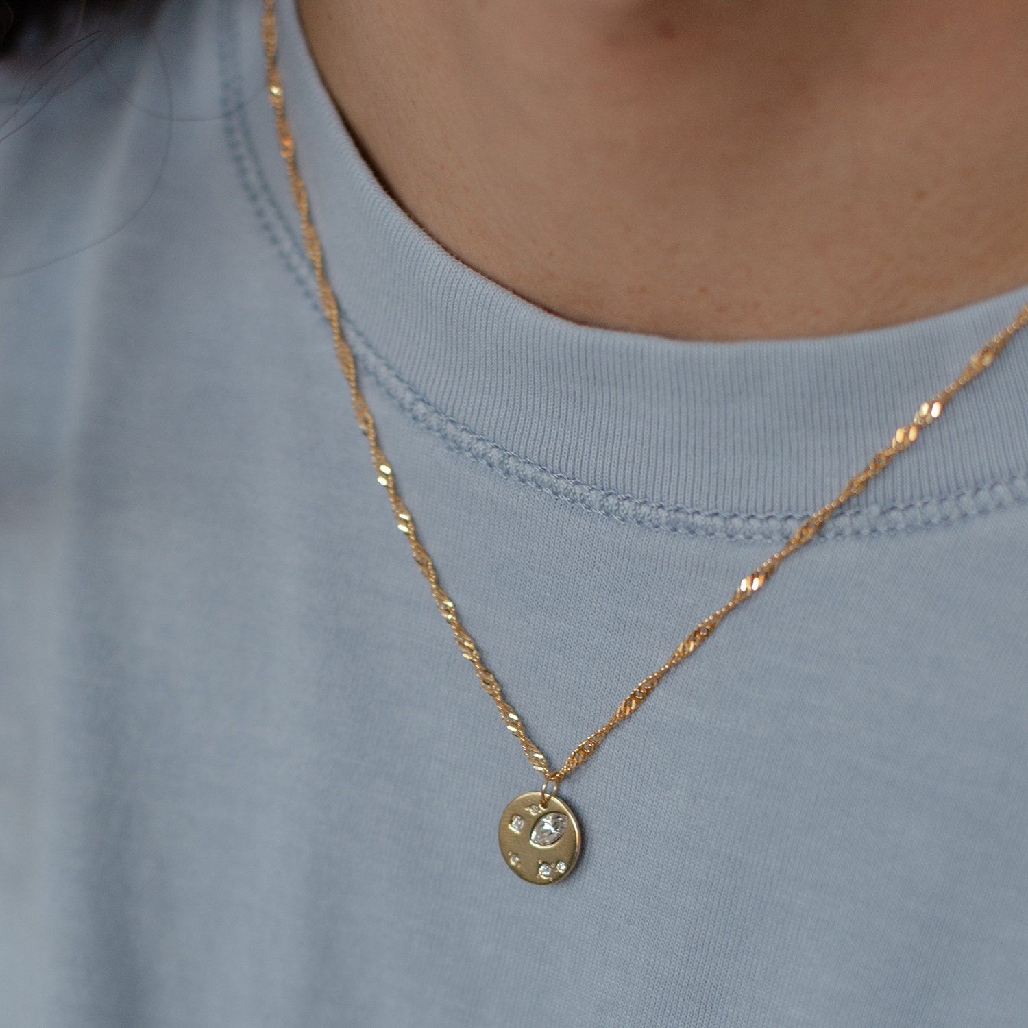 White Crystals Myriad Pendant