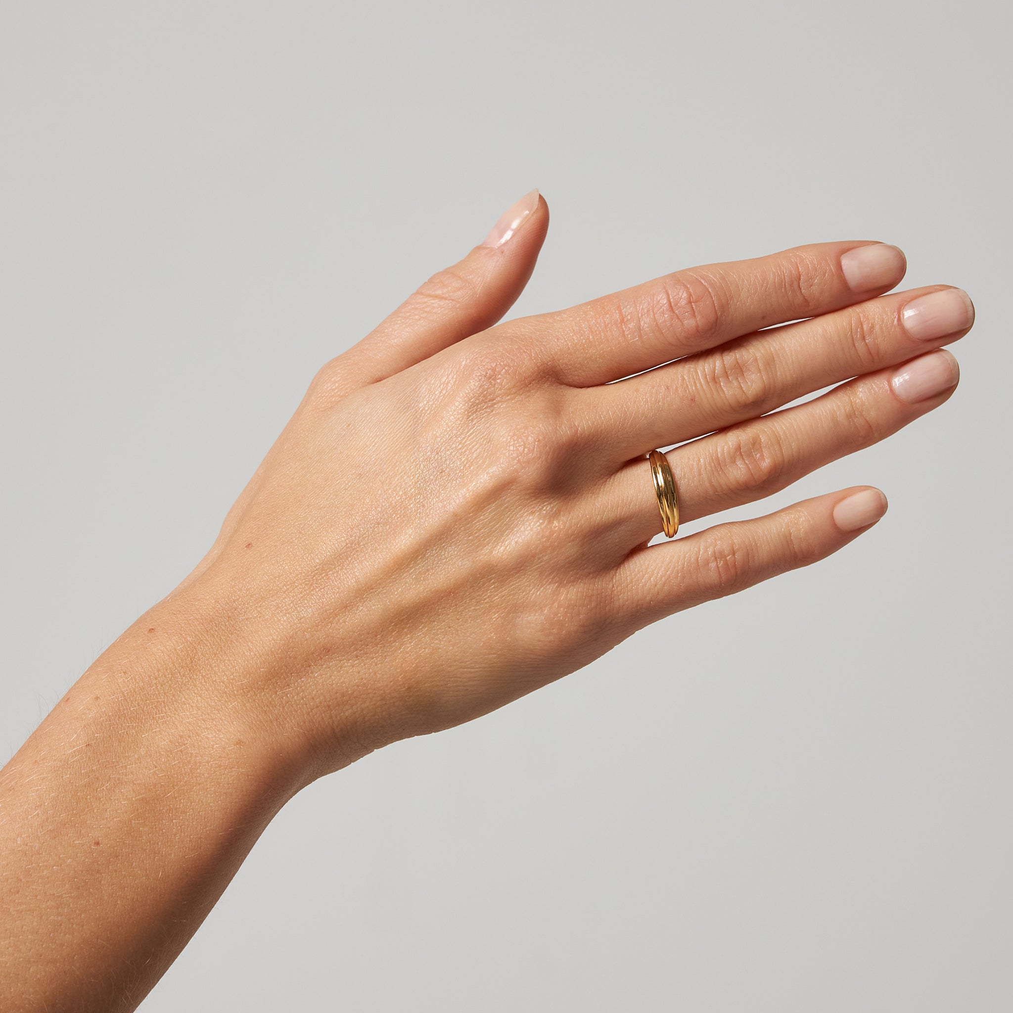 Waves Ring