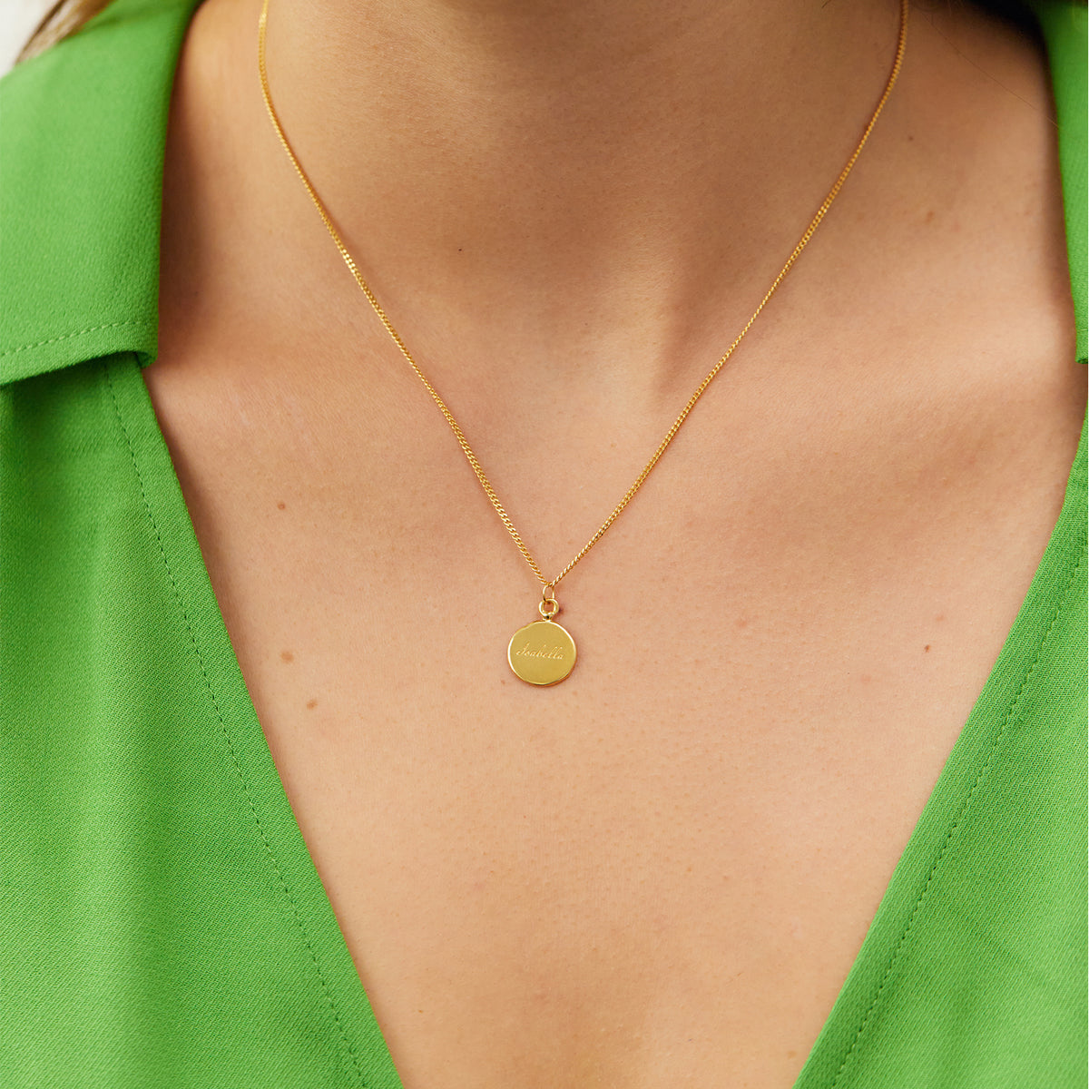 Engravable Fluid Medallion Necklace - Glossy