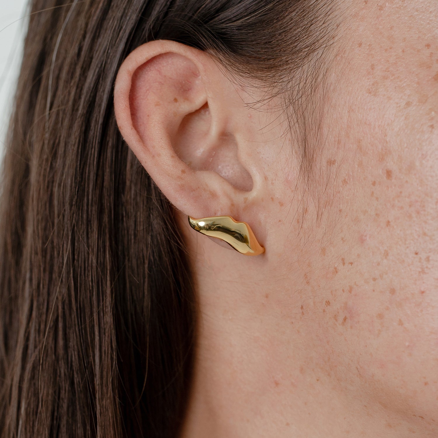 The Kiss Stud Earrings