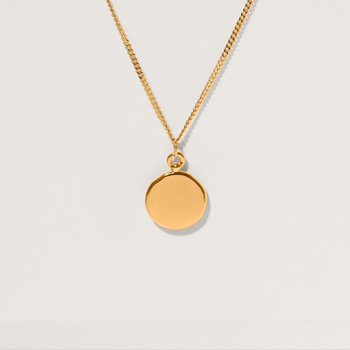 Engravable Fluid Medallion Necklace - Glossy