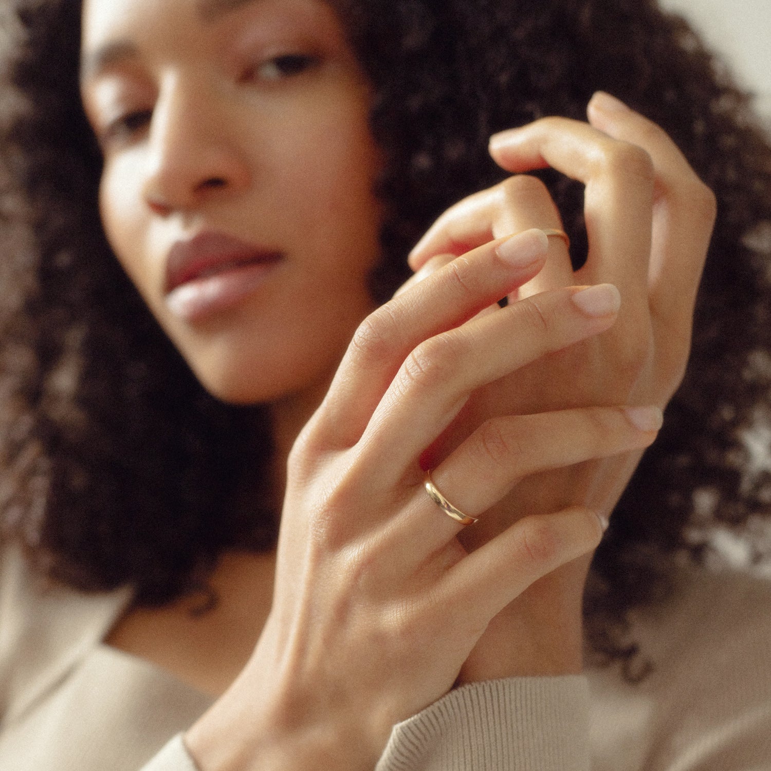 Round Fair Band | 14k Gold