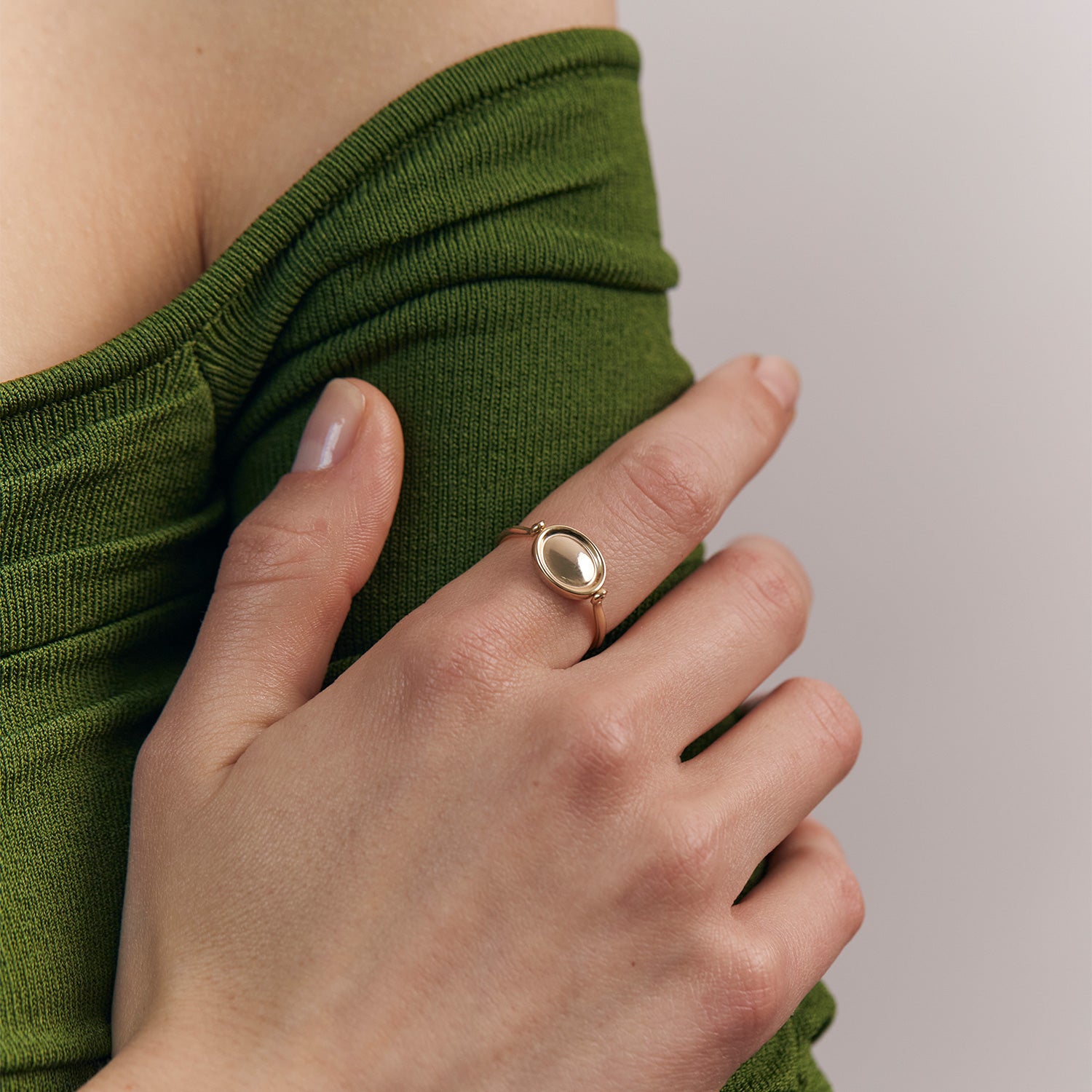 White Sapphire Flip Pavé Ring | 14k Gold