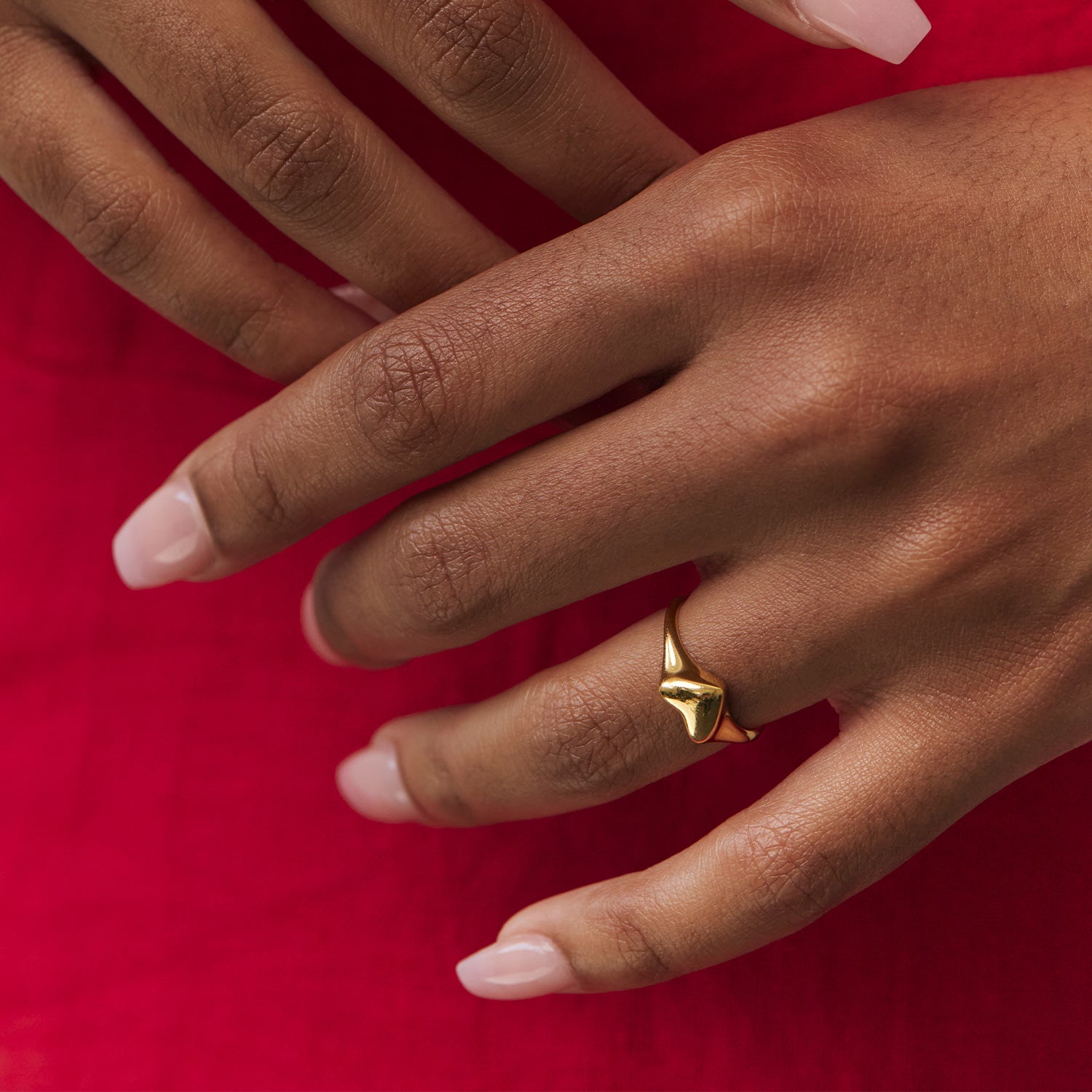 Soft Heart Signet Ring | 14k Gold