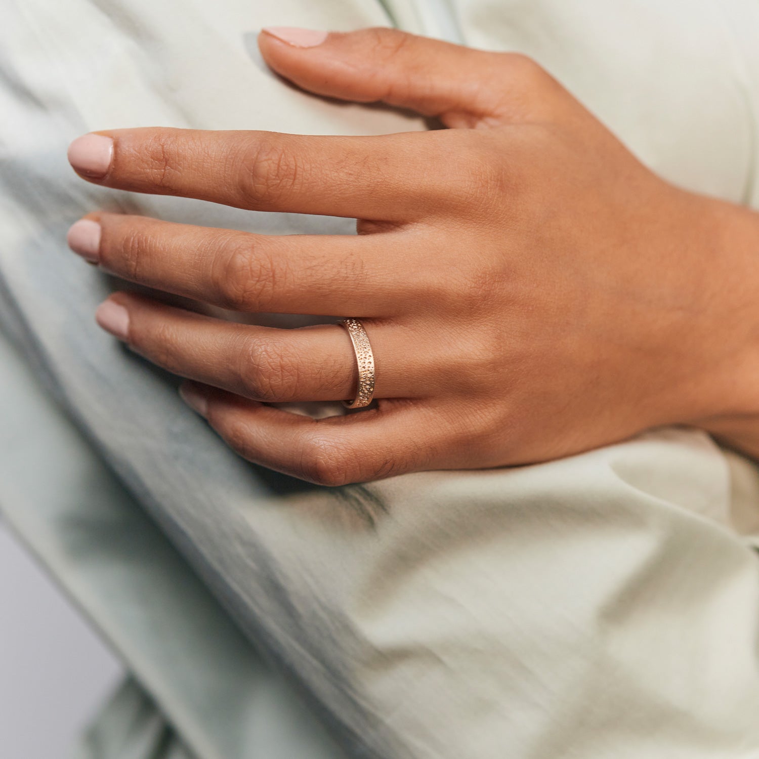 The Dotted Fair Band | 14k Gold