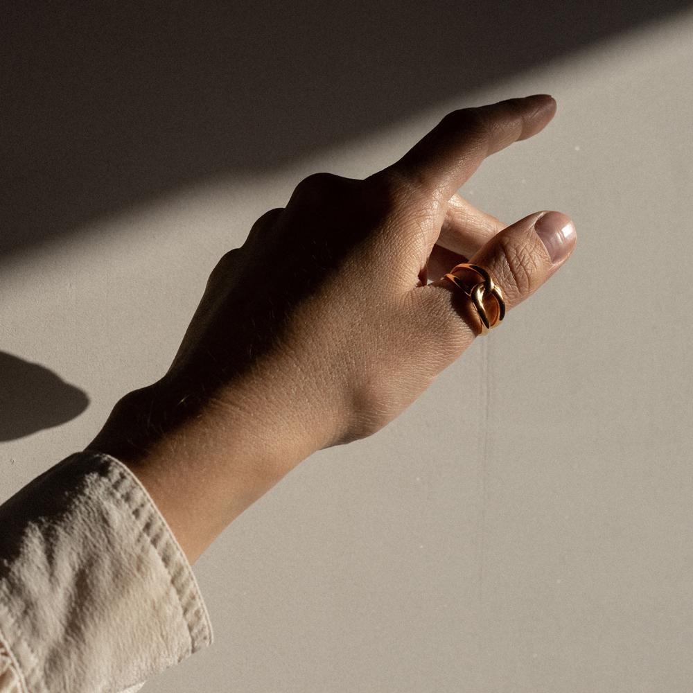 Bonds Endless Ring - Solid Gold Jewelry Stilnest