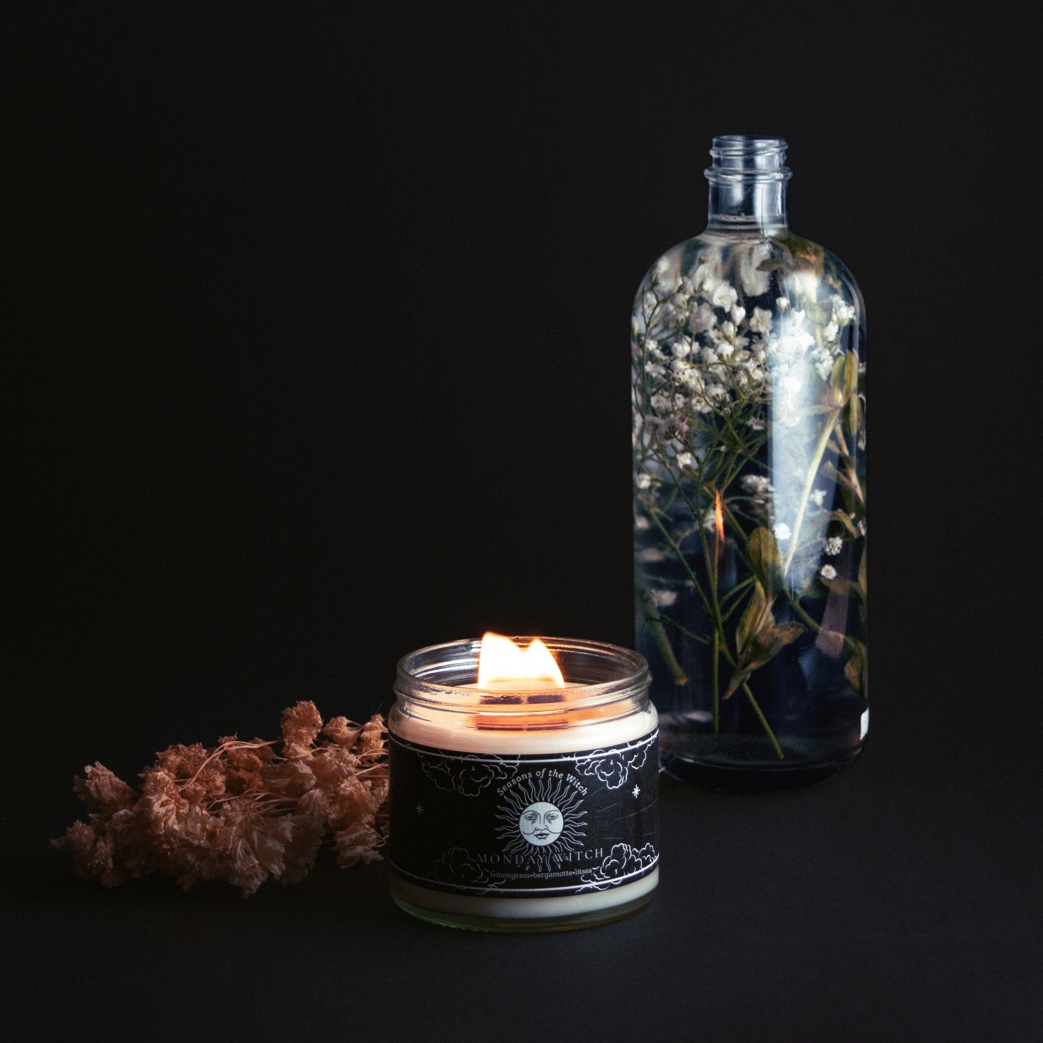 Monday Witch Candle jacko-wusch