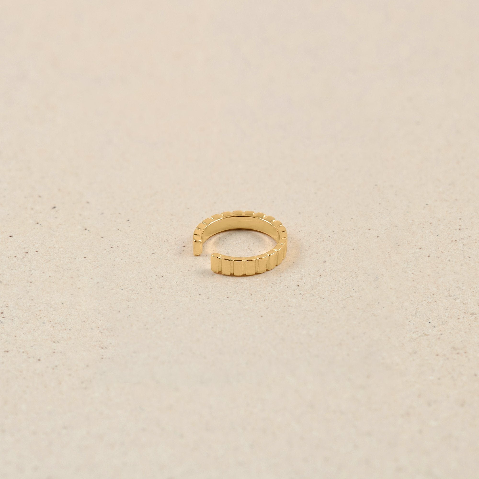 Ridged Ear Cuff Jewelry stilnest 24ct Gold Vermeil