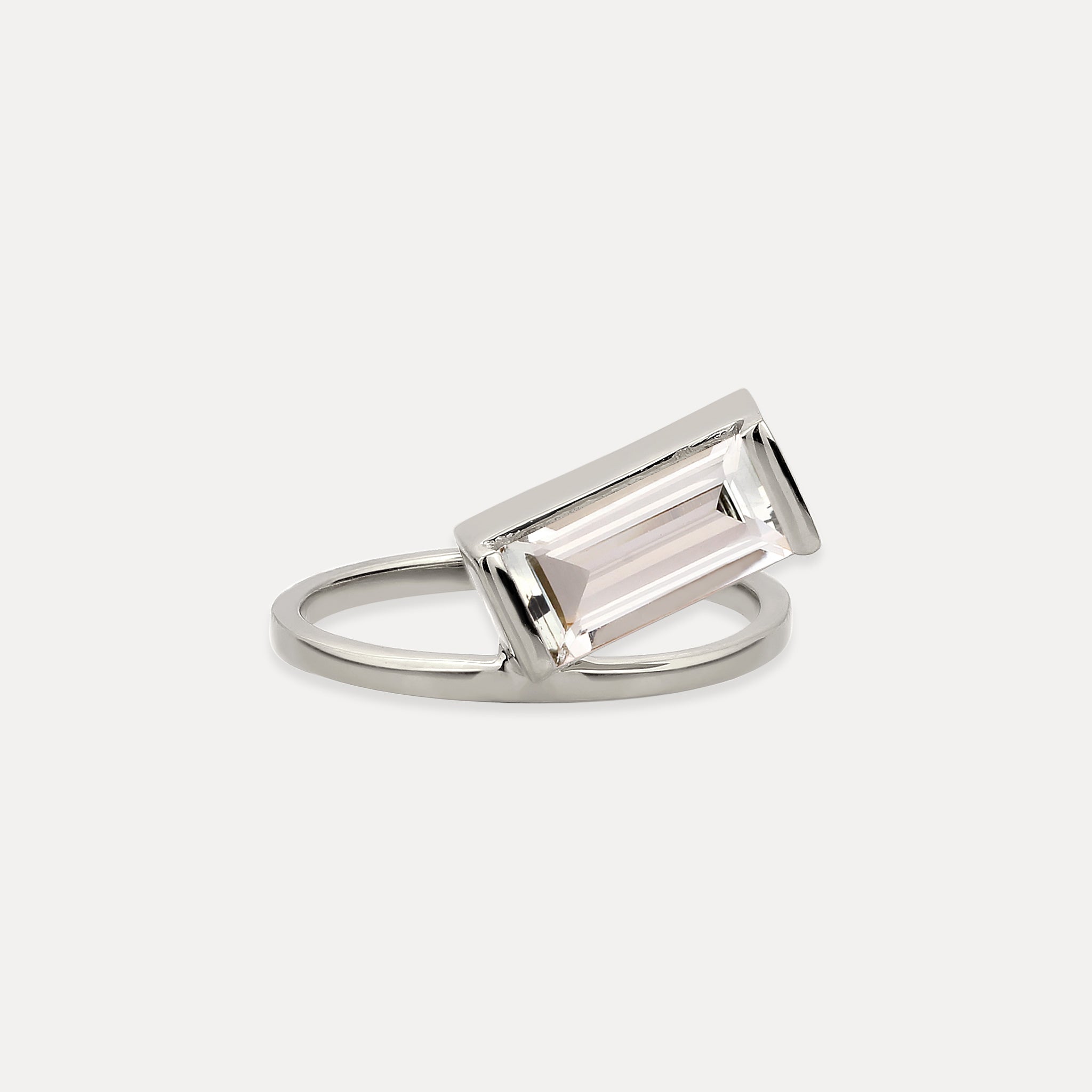 Beryl Balance Baguette Ring