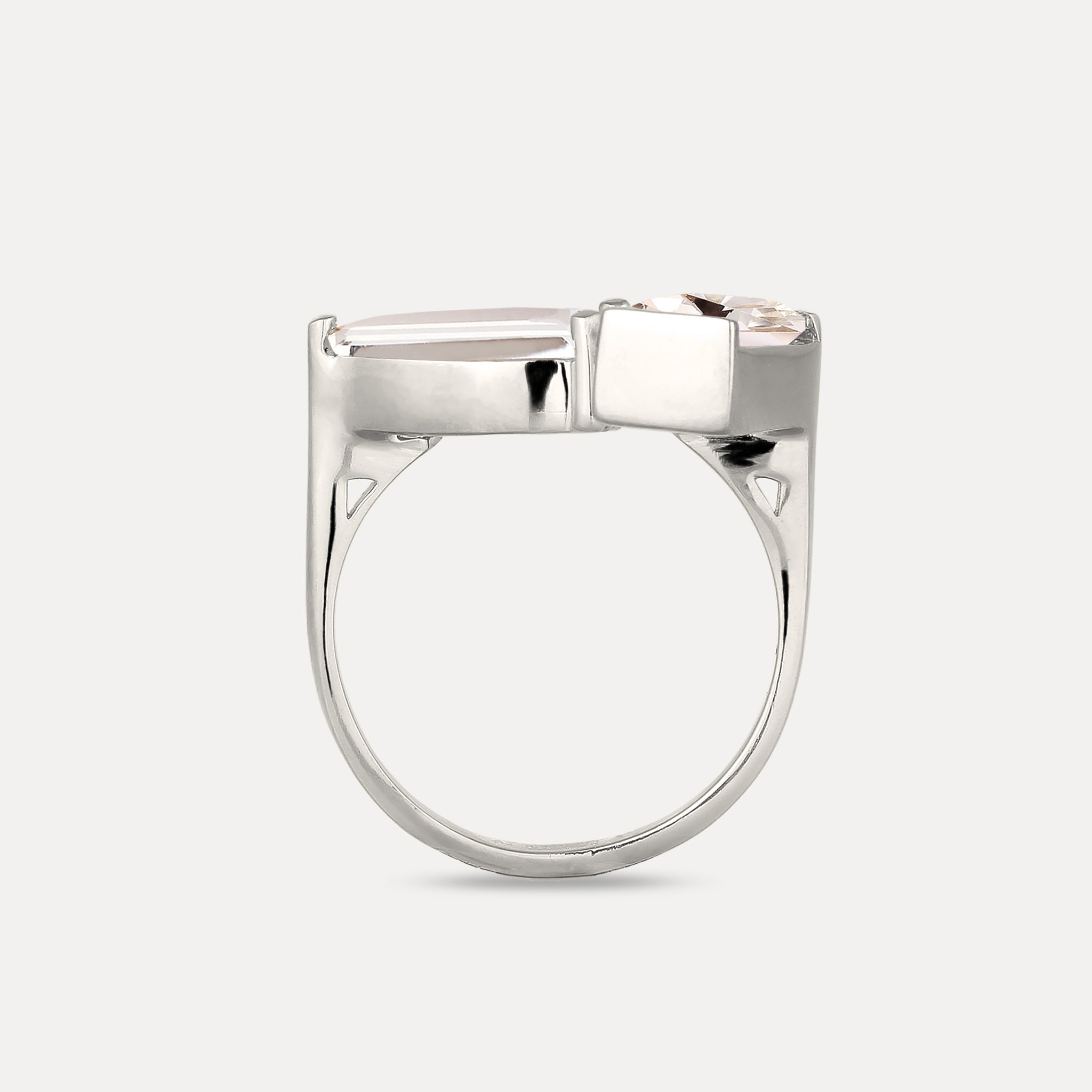 Beryl Balance Ring