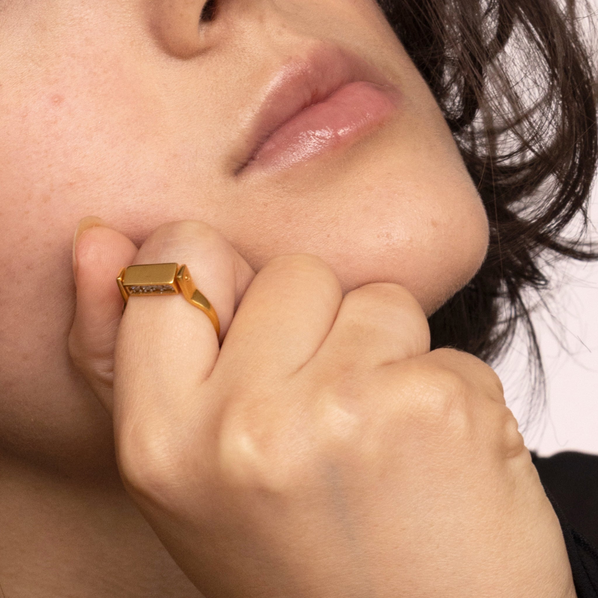 Sapphire Engravable 4-in-1 Brick Flip Ring