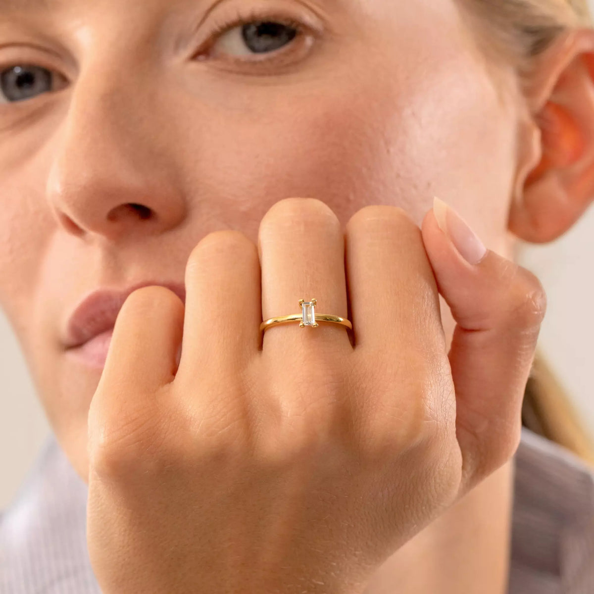 Blauer Aquamarin Solitär Ring - Baguette