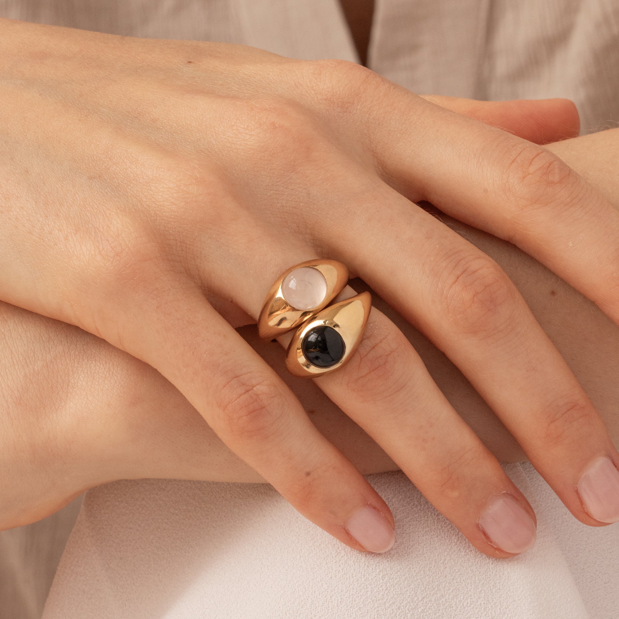 Onyx Eden Pea Ring