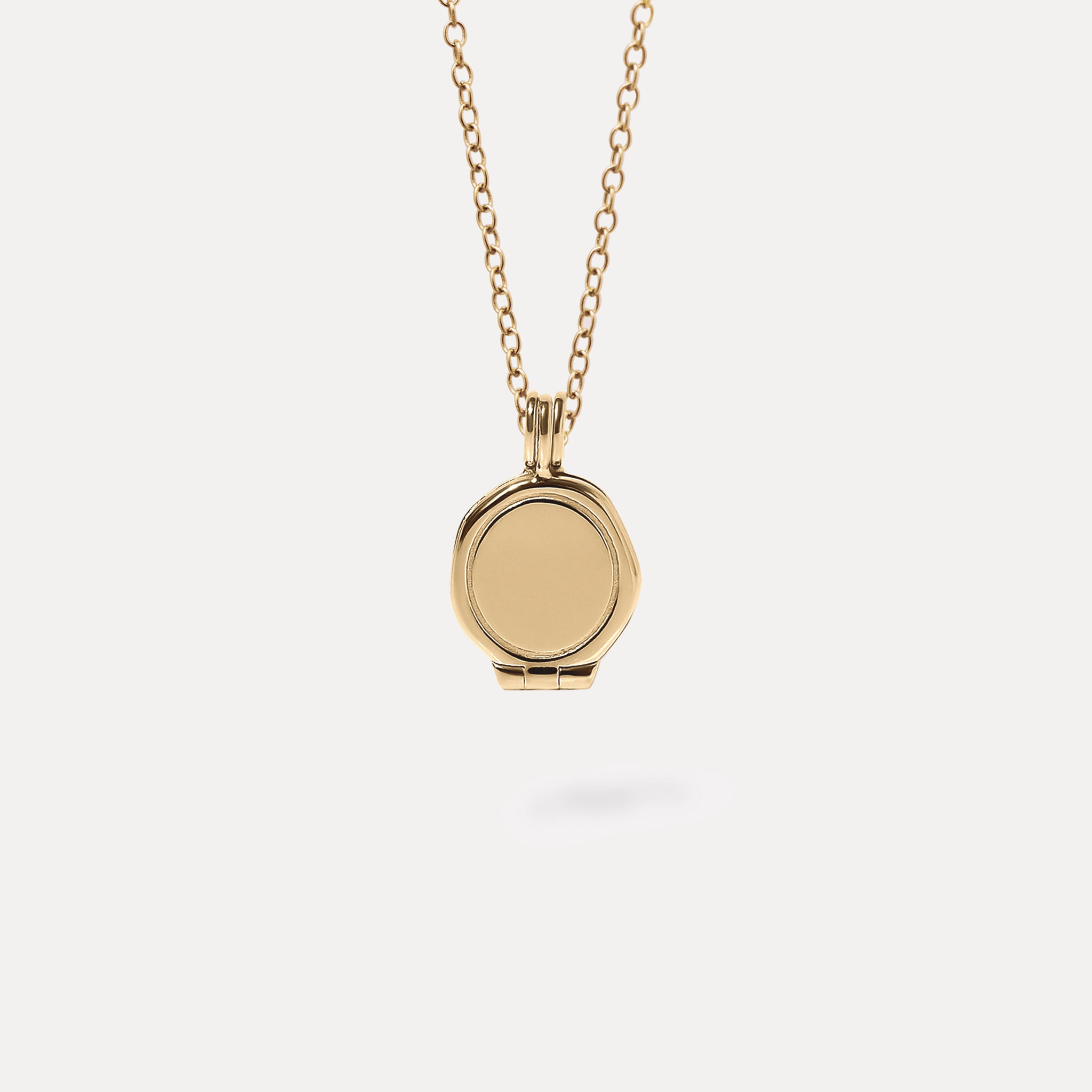 Engravable Seal Medaillon | 14k Gold