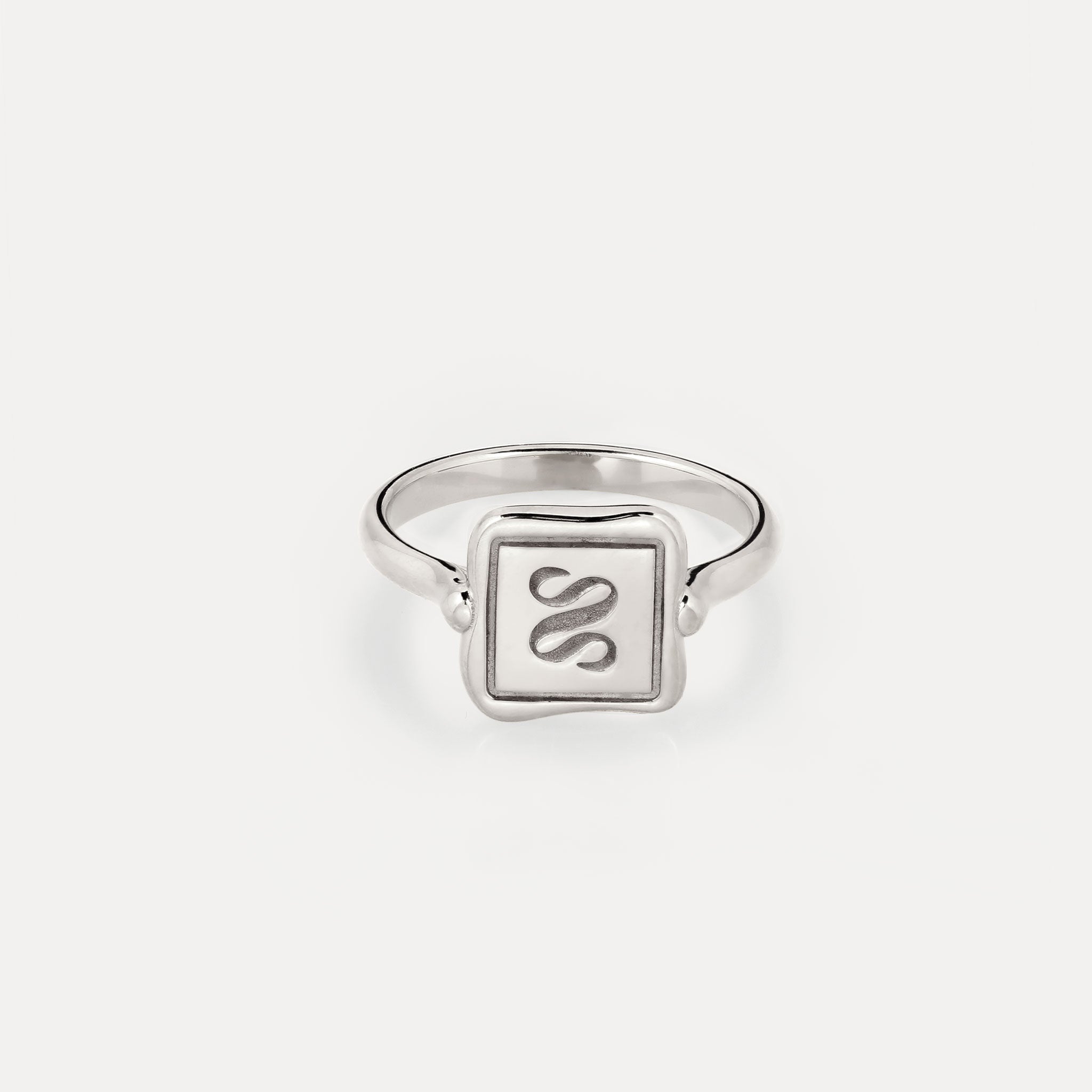 Stilnest Ring