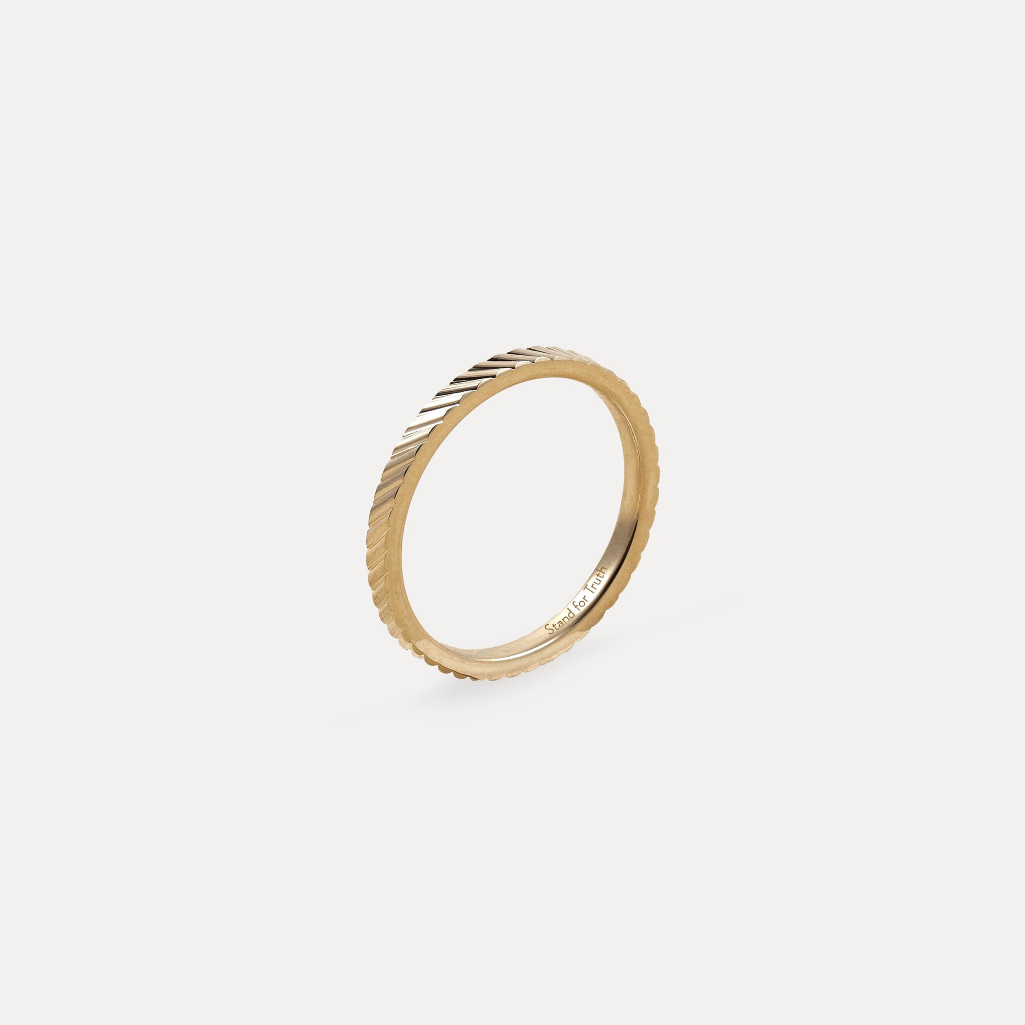 Thin Fanned Fair Band | 14k Gold