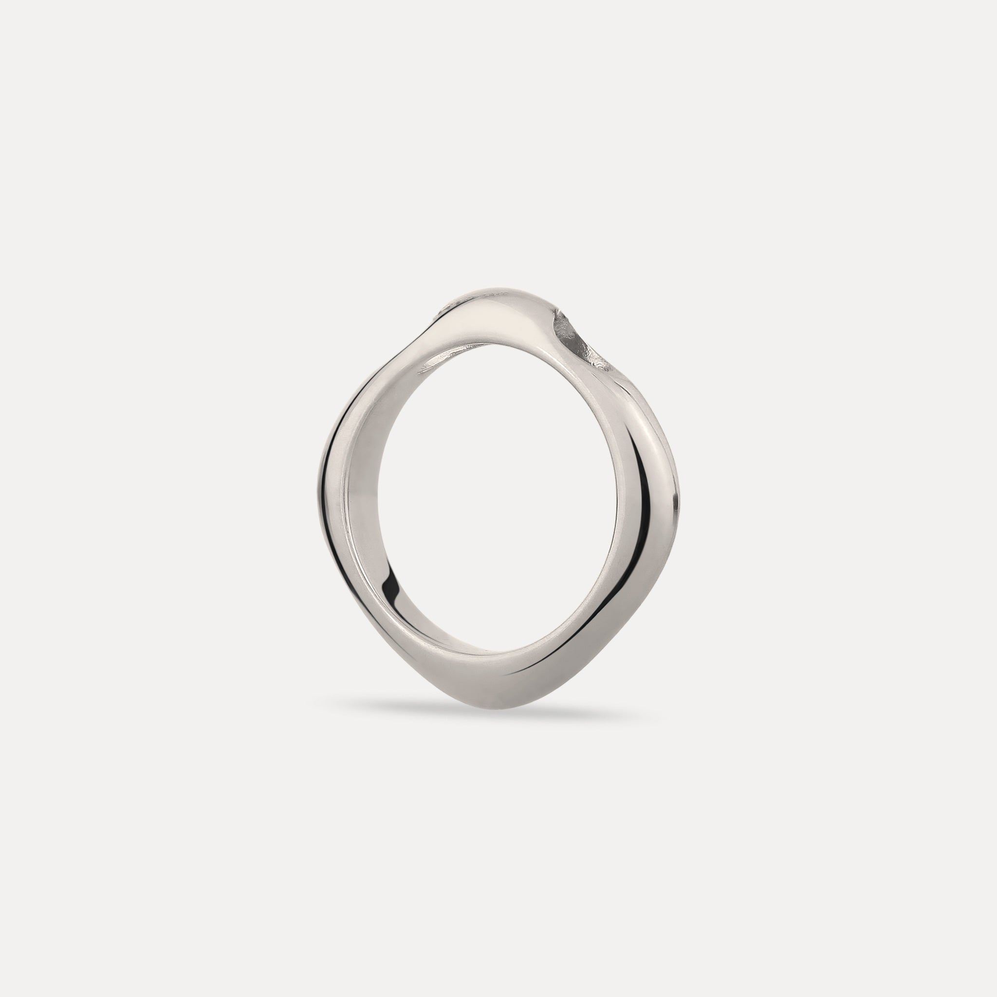 Contour Ring Pendant