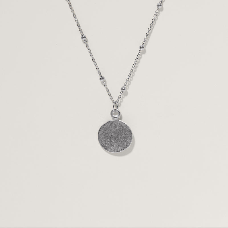 Fluid Medallion Necklace - Matte