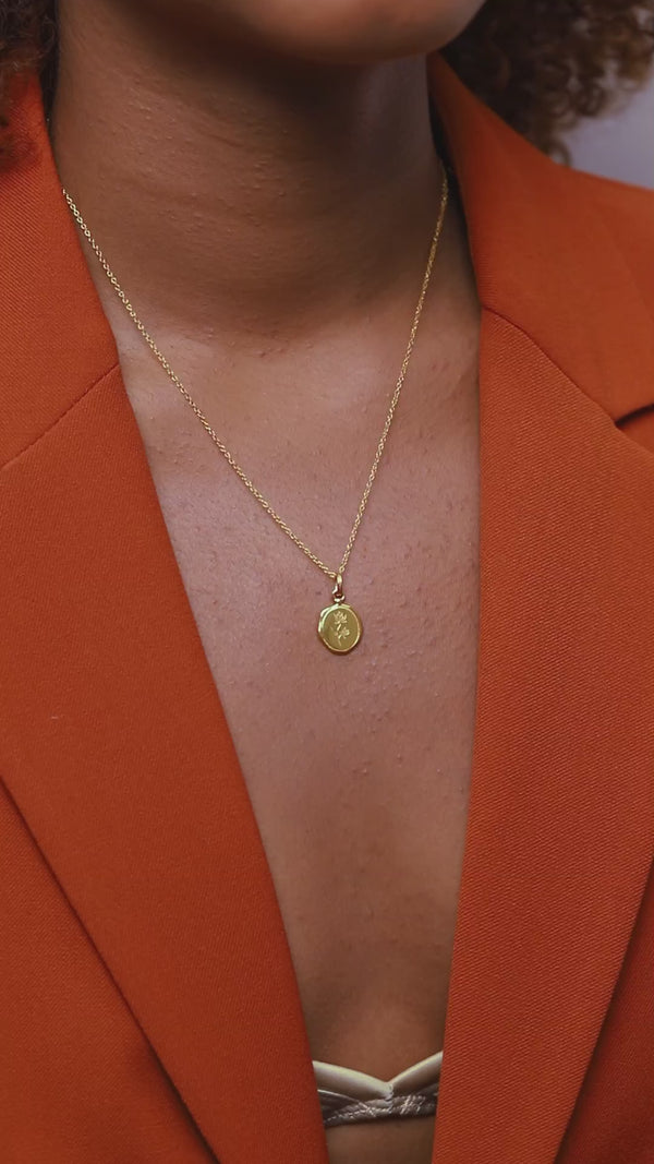 Floral Seal Pendant 14k Solid Gold